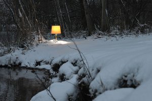 Lampe im Schnee